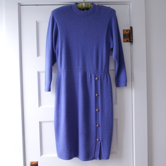 1980s‎ St. John lilac knit midi dress - Picture 6 of 9